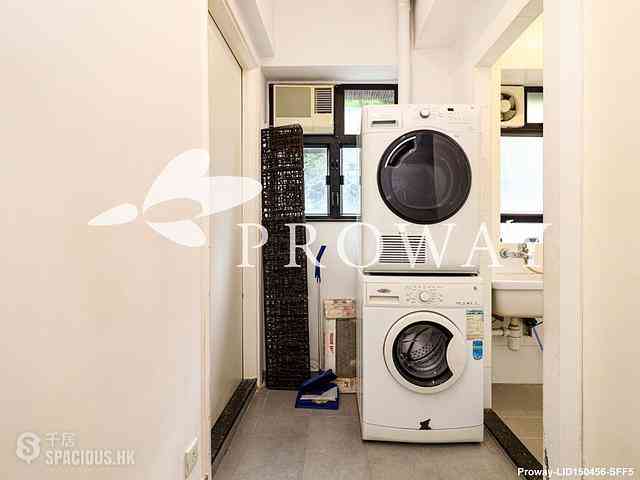 Tai Hang - Wah Fung Mansion 11