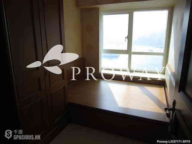 West Kowloon - The Harbourside 07