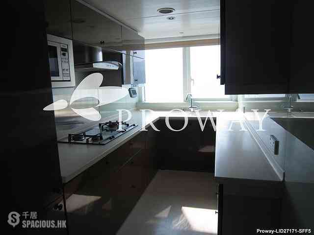 West Kowloon - The Harbourside 08
