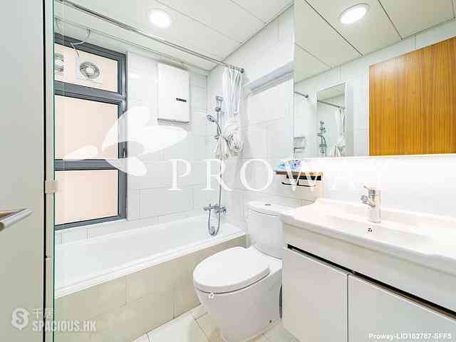Kennedy Town - 60, Victoria Road 12