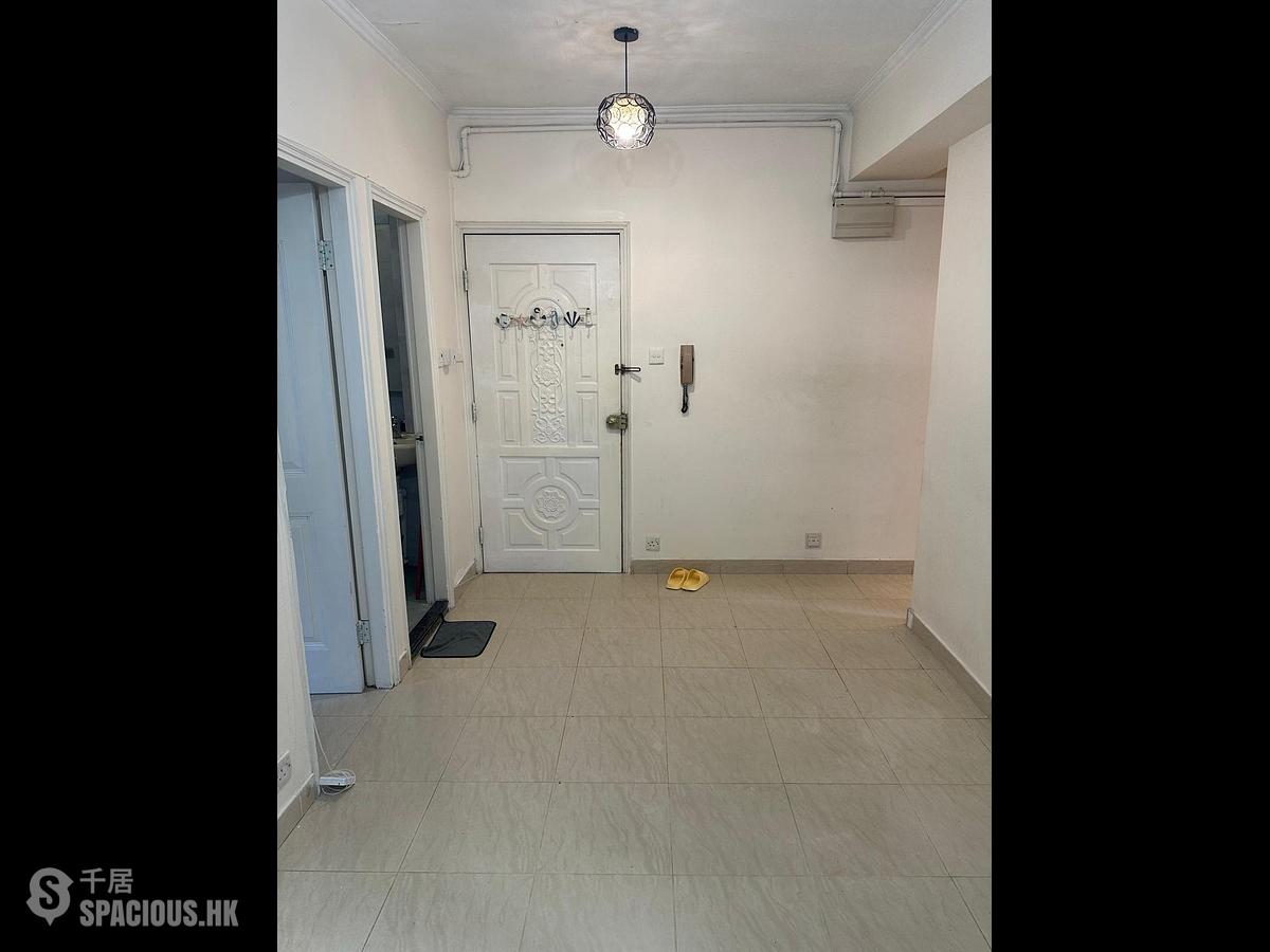 Wan Chai - Sam Yuen Mansion 01