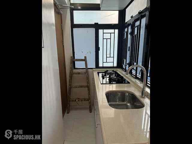 Wan Chai - Sam Yuen Mansion 04