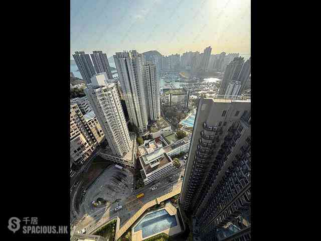 Wong Chuk Hang - The Southside Phase 2 La Marina Tower 2B 04