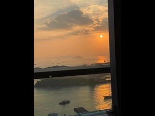 Sham Shui Po - Cullinan West Phase 3 Cullinan West II Tower 5B 02