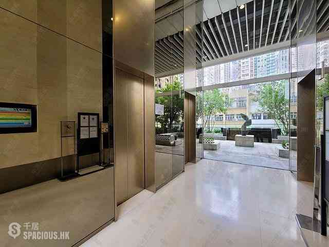 Sai Ying Pun - Island Crest Block 1 11