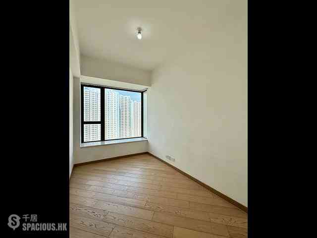 Tung Chung - The Visionary Tower 3 24