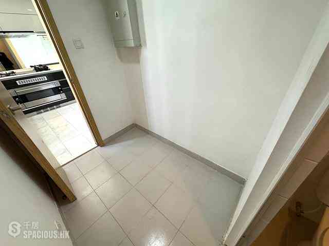 Tung Chung - The Visionary Tower 3 08