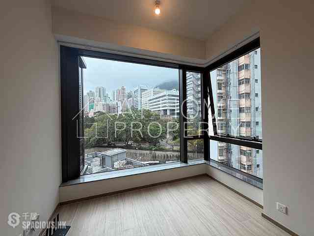 Shek Tong Tsui - The Hilltop 02
