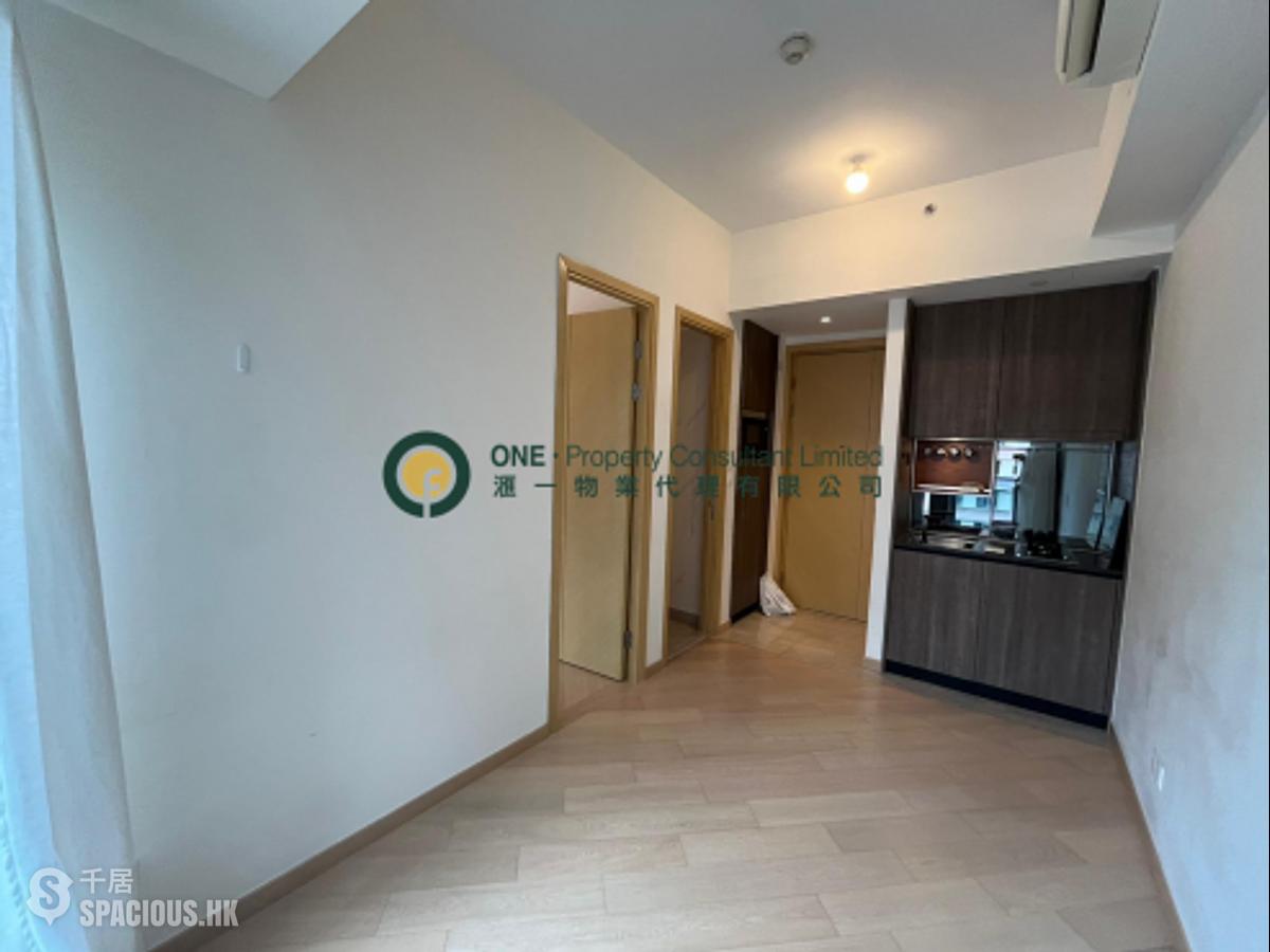 Shek Tong Tsui - Novum West 01