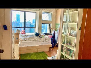 Mid Levels Central - Birchwood Place 07