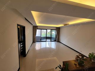Mid Levels Central - Garden Terrace Block 2 02
