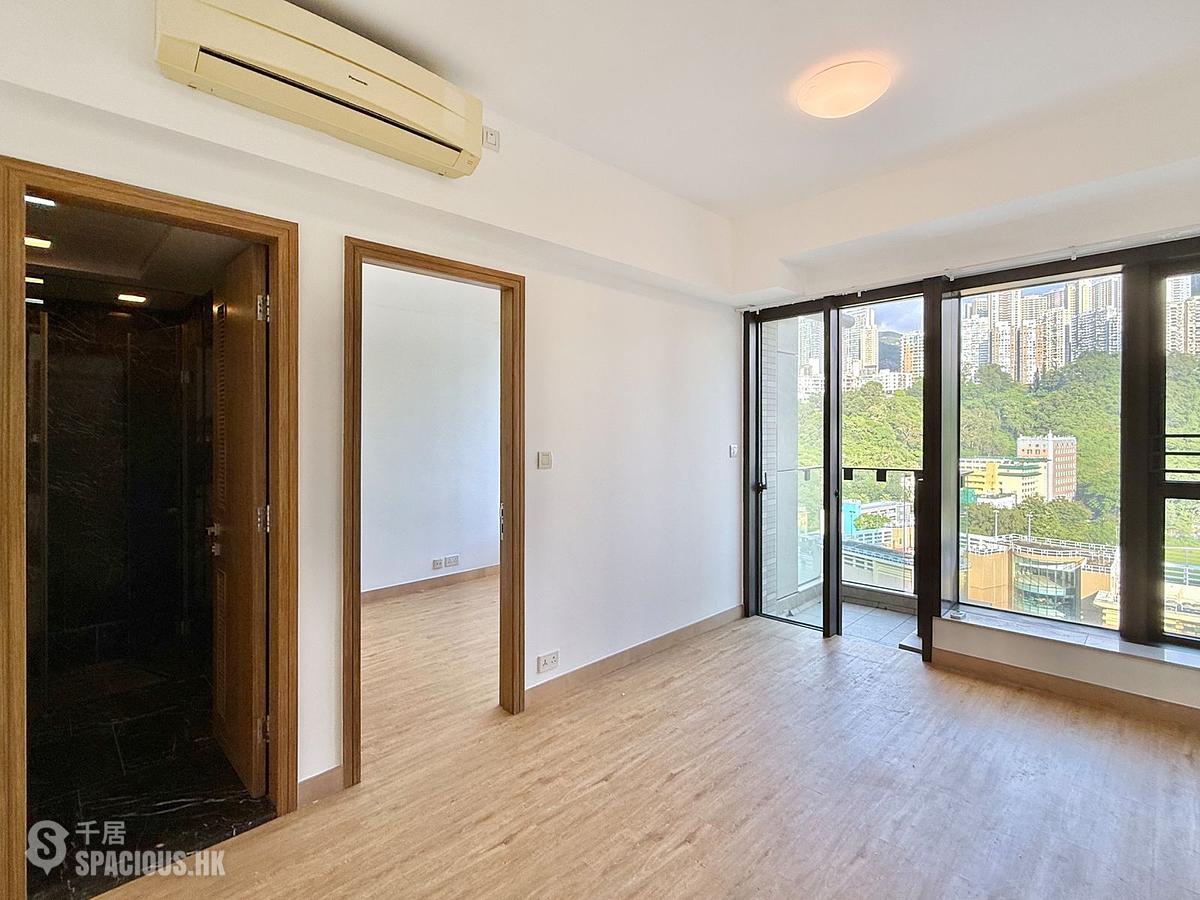 Causeway Bay - Park Haven 01