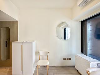Sai Ying Pun - The Queens 05