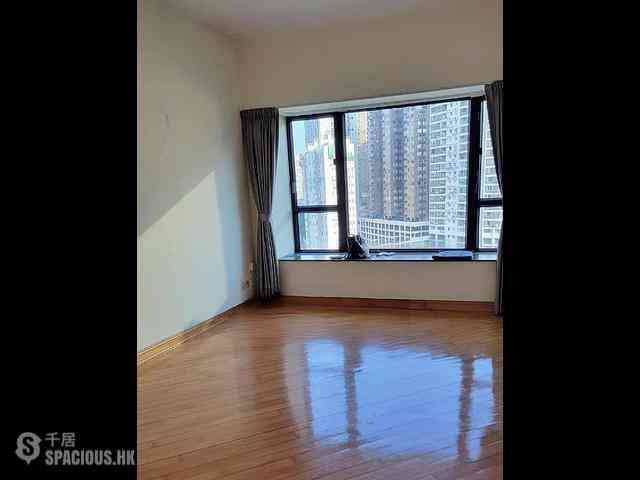 Fortress Hill - Le Sommet Block 2 04