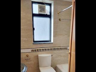 Fortress Hill - Le Sommet Block 2 05