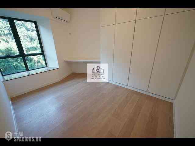 Mid Levels Central - Hillsborough Court 07