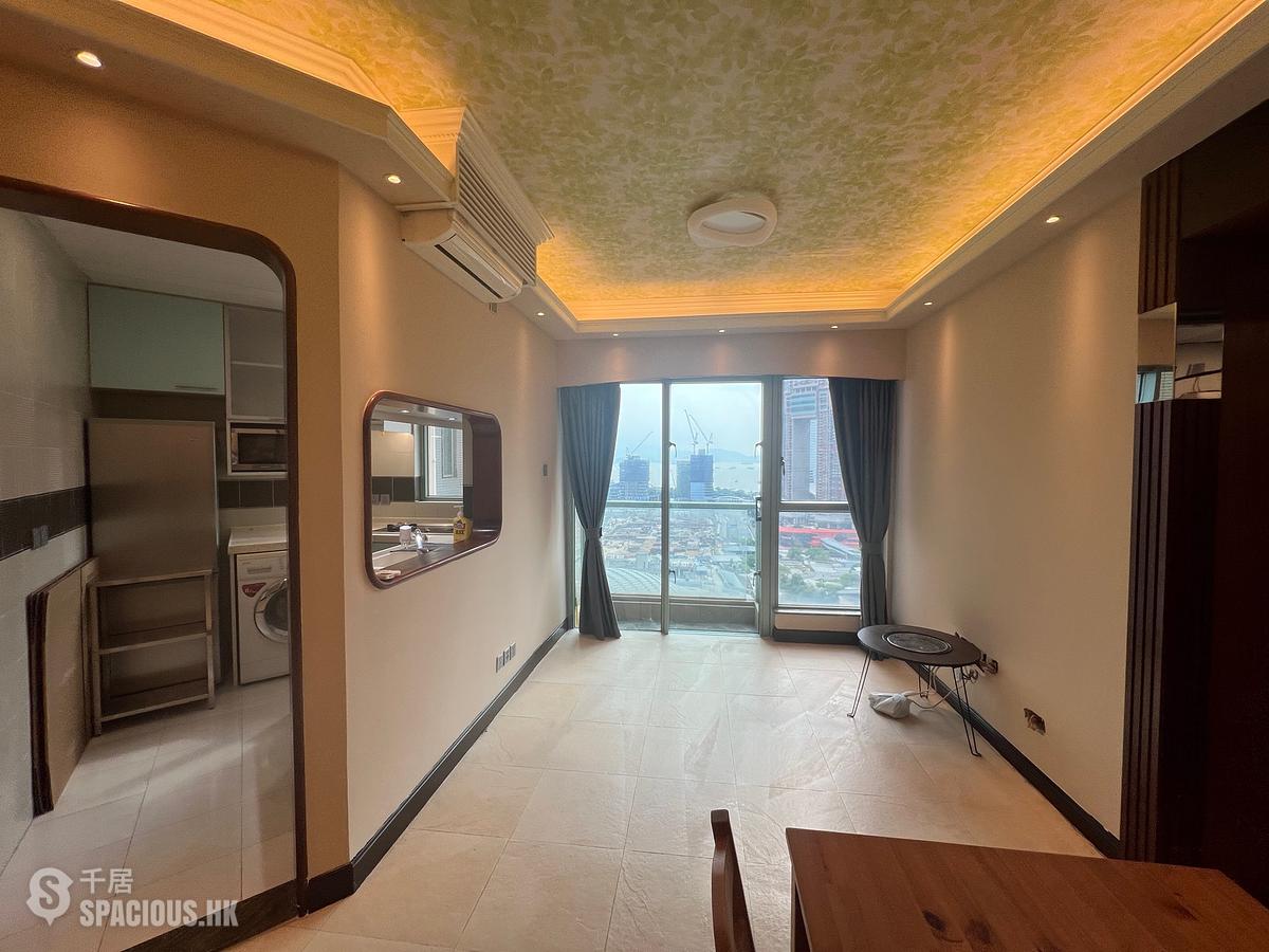 Tsim Sha Tsui - The Victoria Towers Tower 2 01