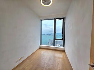 Tung Chung - The Visionary Tower 8 04