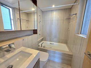 Tung Chung - The Visionary Tower 8 10