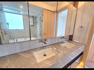 Tung Chung - The Visionary Tower 8 09