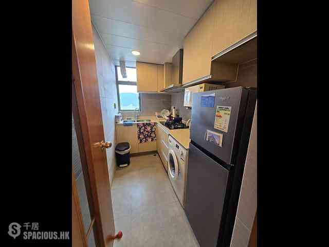 Siu Sai Wan - Island Resort 03