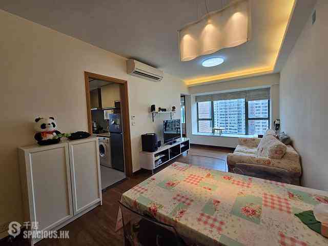 Siu Sai Wan - Island Resort 01