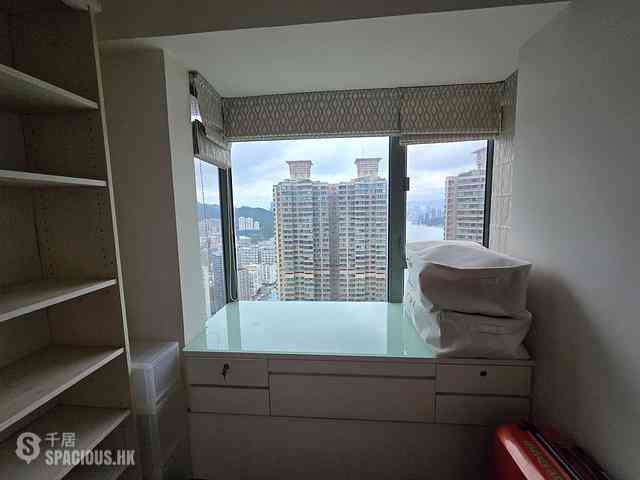 Siu Sai Wan - Island Resort 08