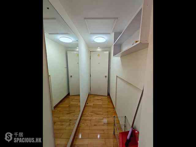 Causeway Bay - Cheong Shing Mansion 04