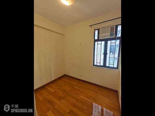 Causeway Bay - Cheong Shing Mansion 10