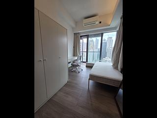 Sai Ying Pun - One・Artlane 02