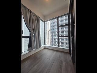 Sai Ying Pun - Two・Artlane 05