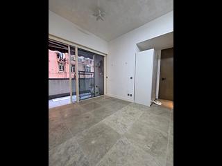 Shek Tong Tsui - Eight South Lane 05