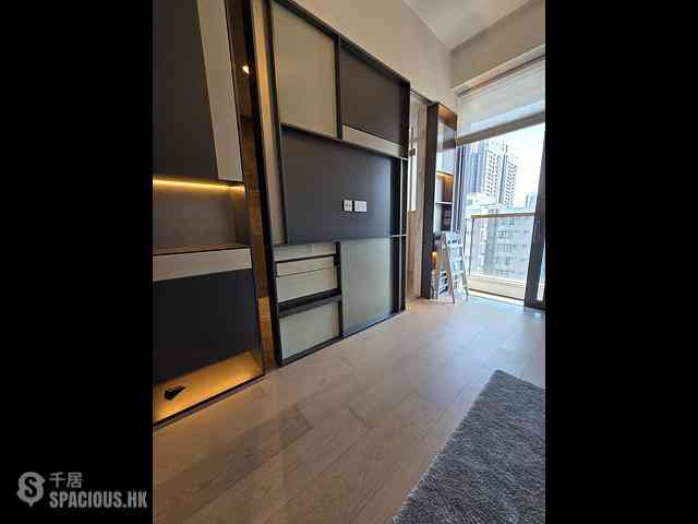 Sai Ying Pun - 15 Western Street 01