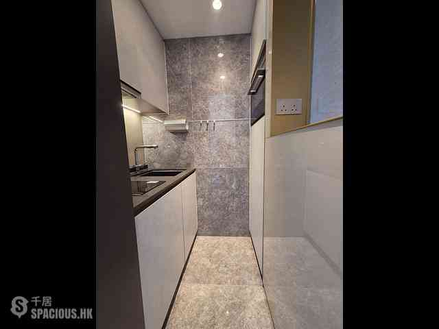Sai Ying Pun - 15 Western Street 03