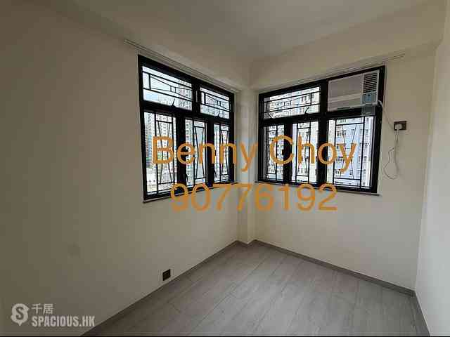 Sai Ying Pun - Fu Moon Building 06