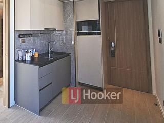 Sai Ying Pun - Des Voeux W Residence 03