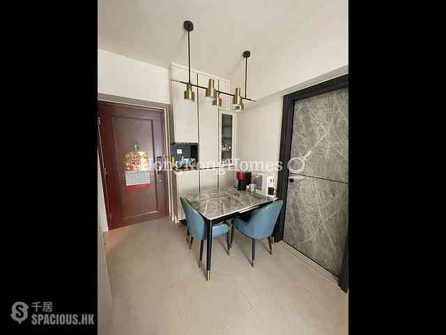 Kennedy Town - The Merton 02