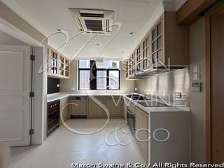 Mid Levels Central - Chung Tak Mansion 04