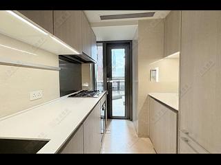 Mid Levels Central - 3, MacDonnell Road 04