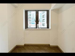 Mid Levels Central - 3, MacDonnell Road 06