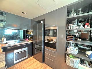 Tung Chung - Coastal Skyline Phase 4 Le Bleu Deux Block 2 03