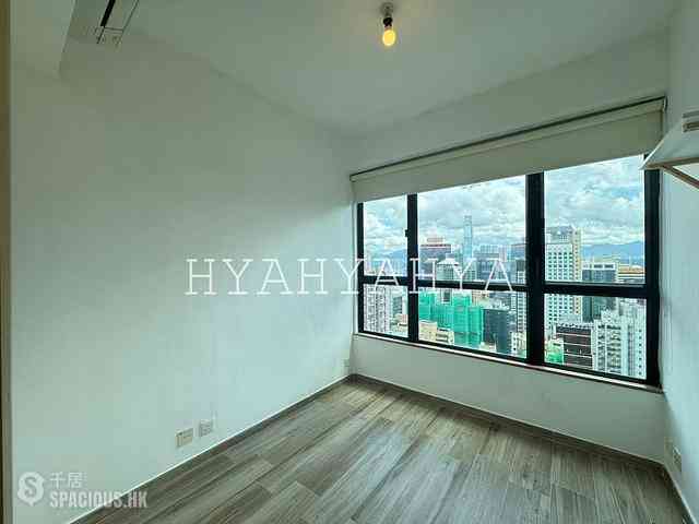 Sheung Wan - The Bellevue Place 03