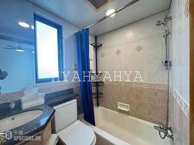 Sheung Wan - The Bellevue Place 05