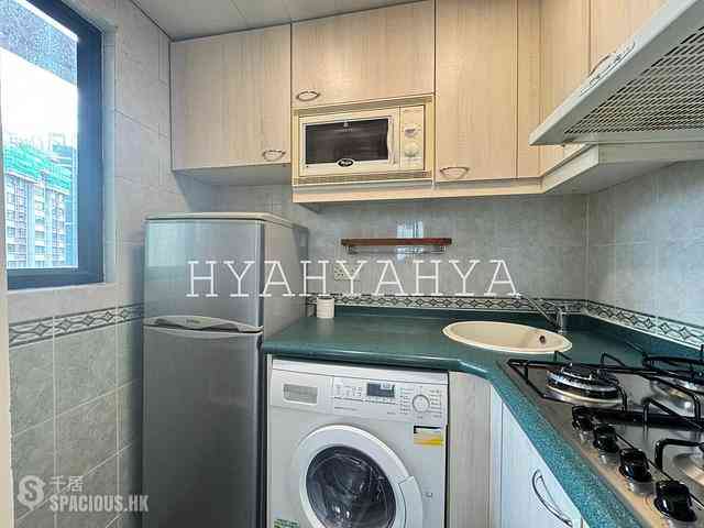 Sheung Wan - The Bellevue Place 06