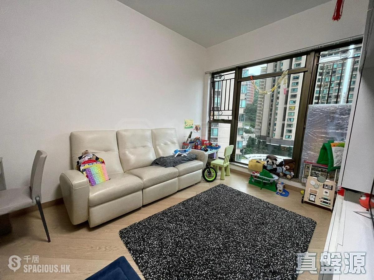 Shek Tong Tsui - The Belcher's Phase 2 Block 8 01