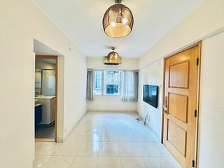 Wan Chai - Silvervale Mansion 03