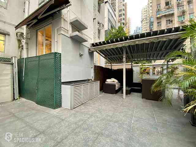 Sai Ying Pun - Kui Yan Court 02