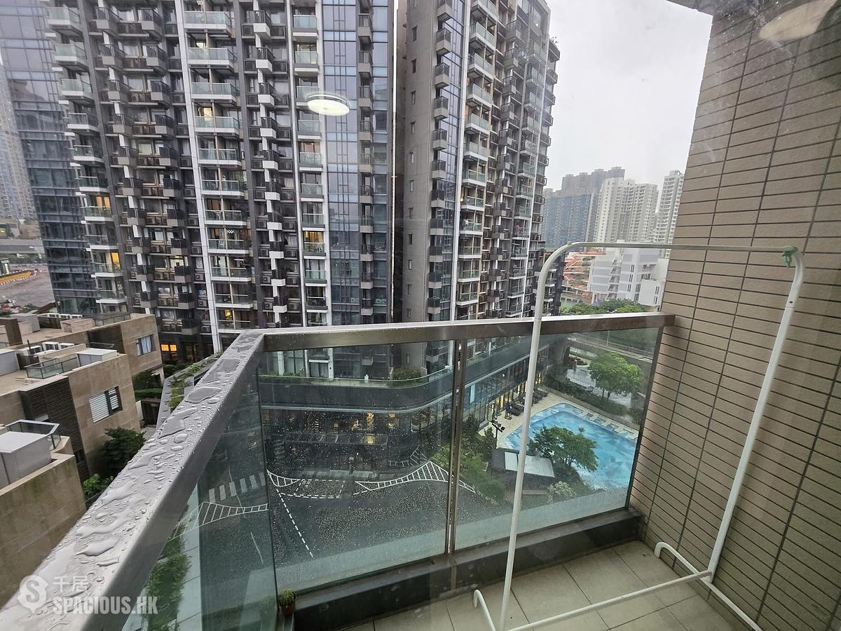 Tseung Kwan O - The Wings Ocean Wings Block 5 01