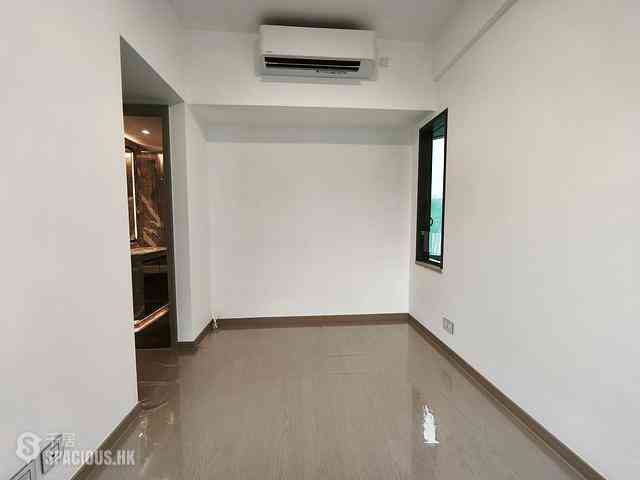 Wong Chuk Hang - The Southside Phase 3B Blue Coast 07