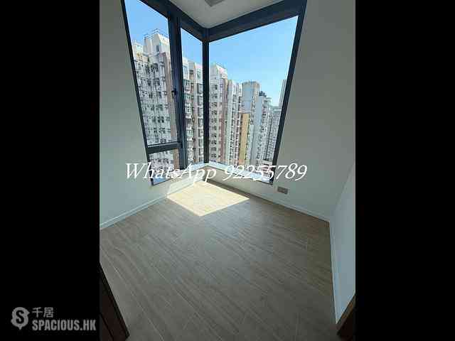 Sai Ying Pun - Des Voeux W Residence 05